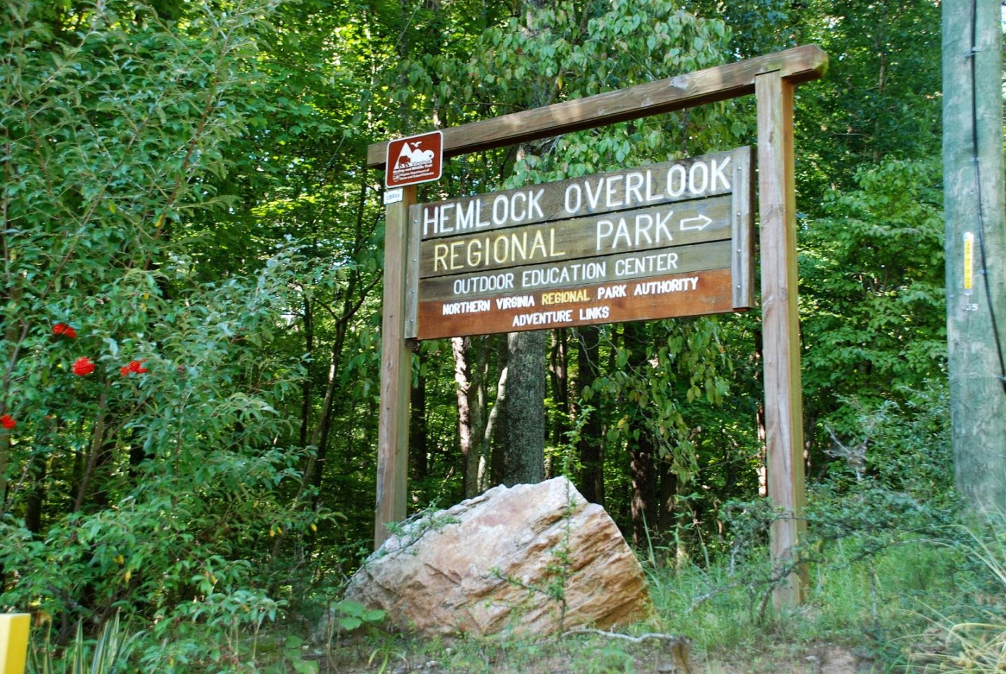 Hemlock Overlook Sign