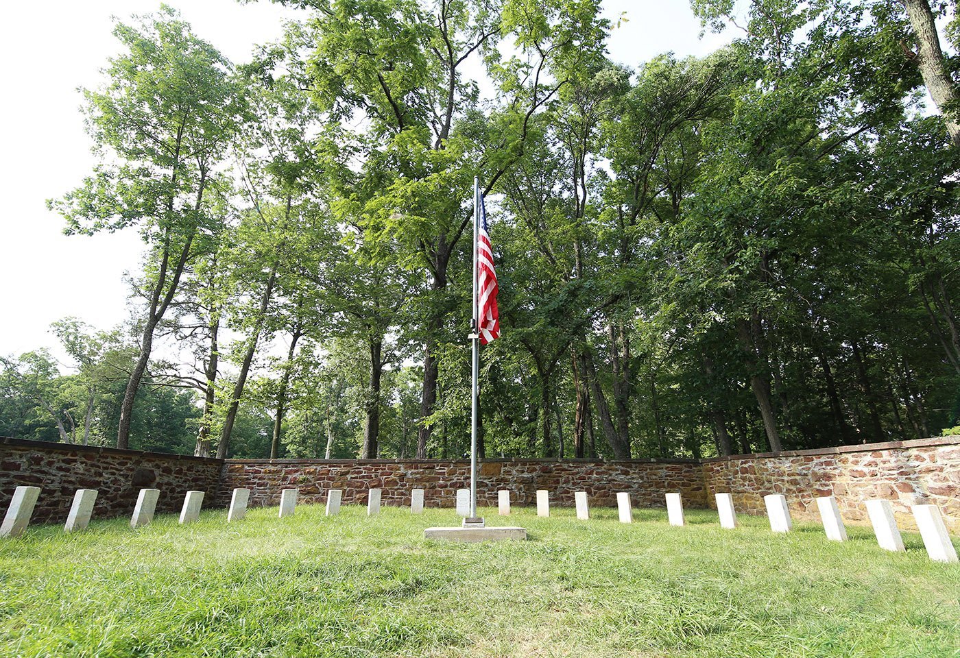 Ball's Bluff cemetery