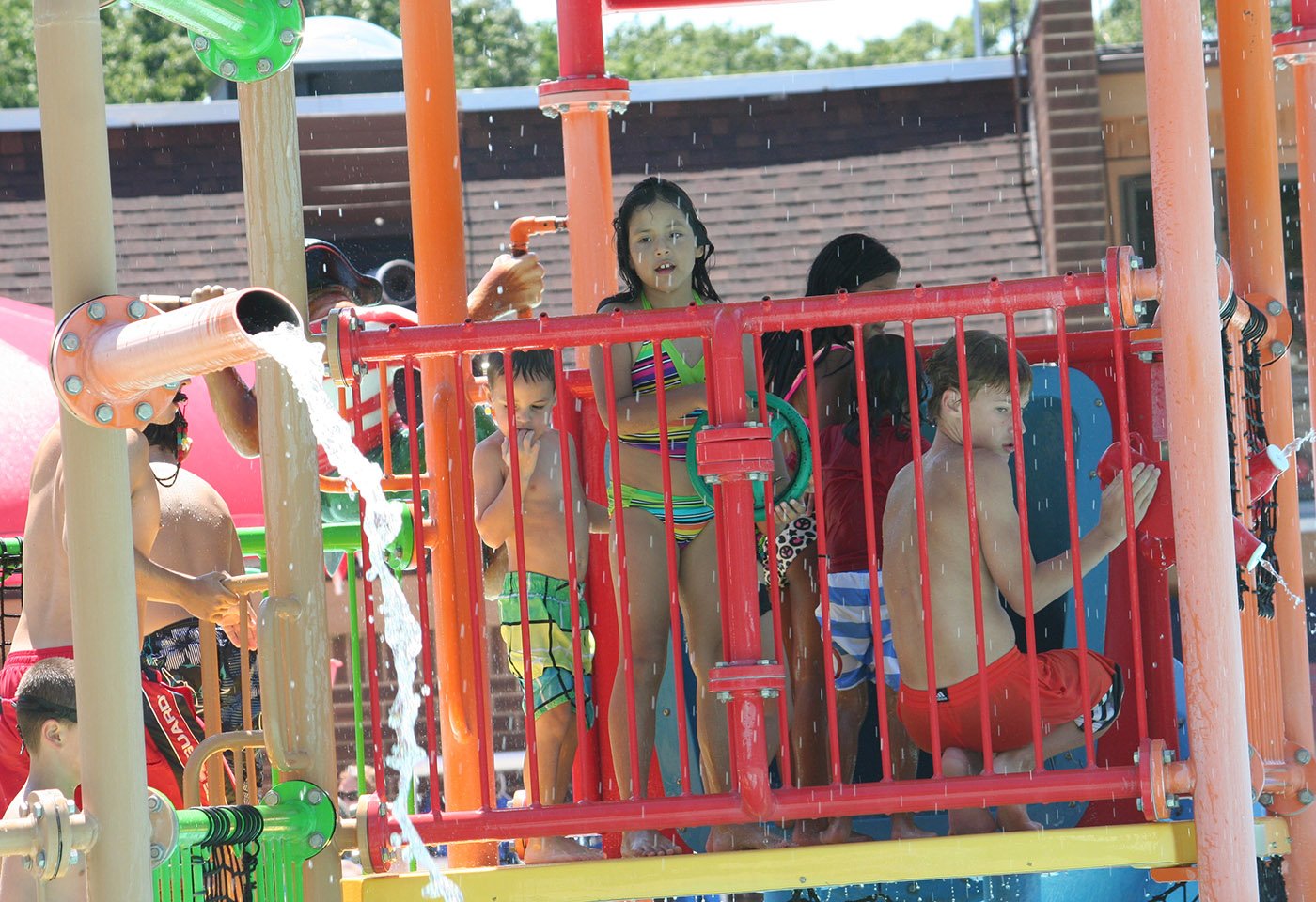 kids at Pirate's Cove Waterpark