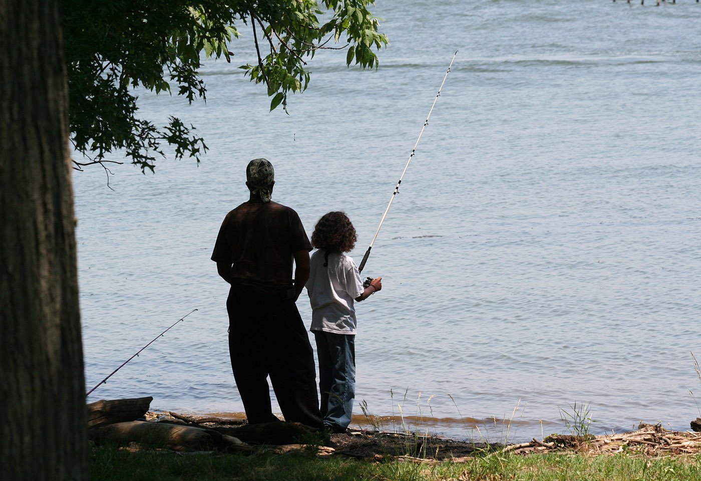 people fishing