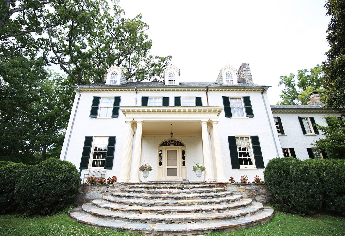 front view of rust manor house
